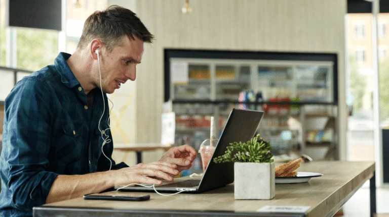 Sessiz Devrim: Uzaktan Çalışmanın İş Dünyasını Yeniden Şekillendirmesi