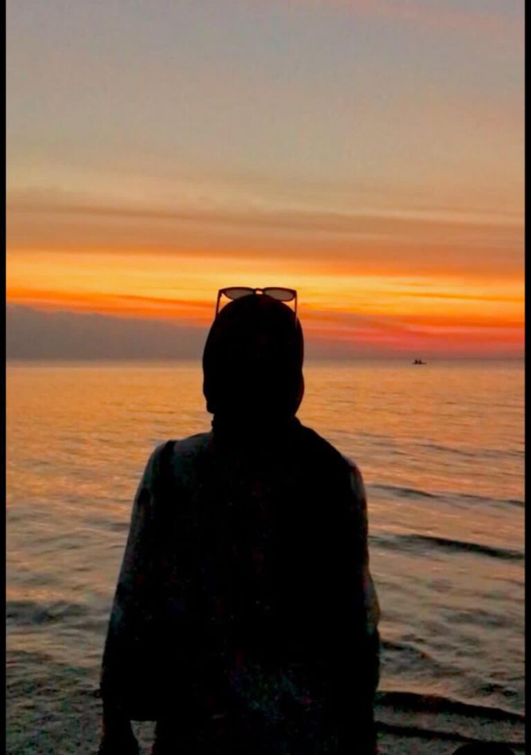 GECENİN KIRILDIĞI YERDEN